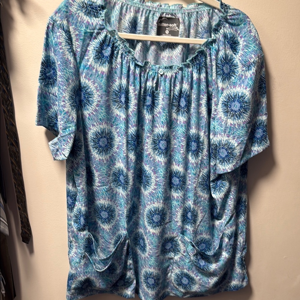 Uniform Advantage Blue and White Relaxed Ruched Blouse